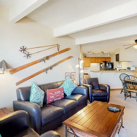 2 Bed 1 Bath Apartment In Wildernest, Co